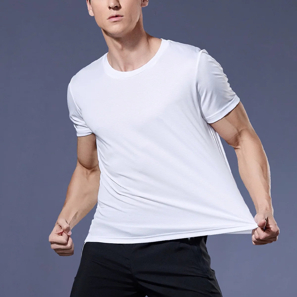 Men's Summer Black And White Solid Color Quick Drying Sports Short Sleeved Loose And Breathable Sports Running Trend