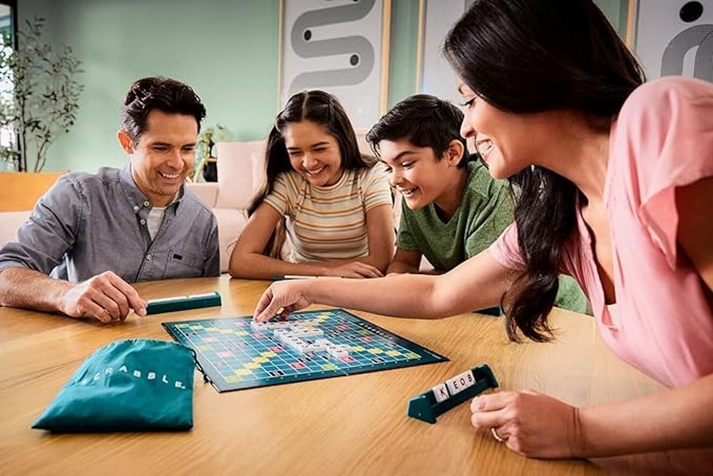 Mattel Games - Y9668 - Mattel Scrabble Junior - Gezelschapsspel voor kinderen vanaf 6 jaar