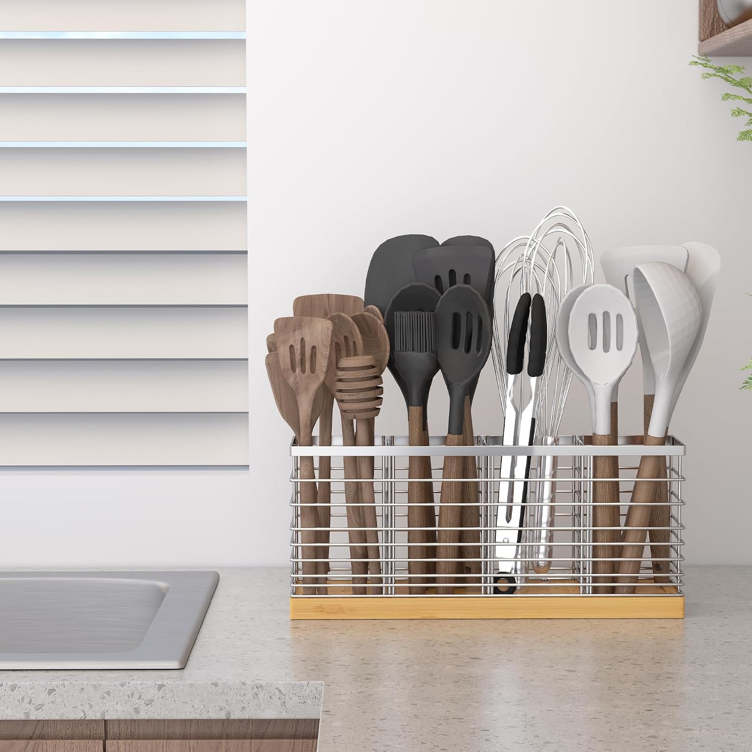 Porte-Ustensiles Suli 4 Compartiments – Métal Noir Mat & Base Bois, 40 x 11 cm, Style Rustique