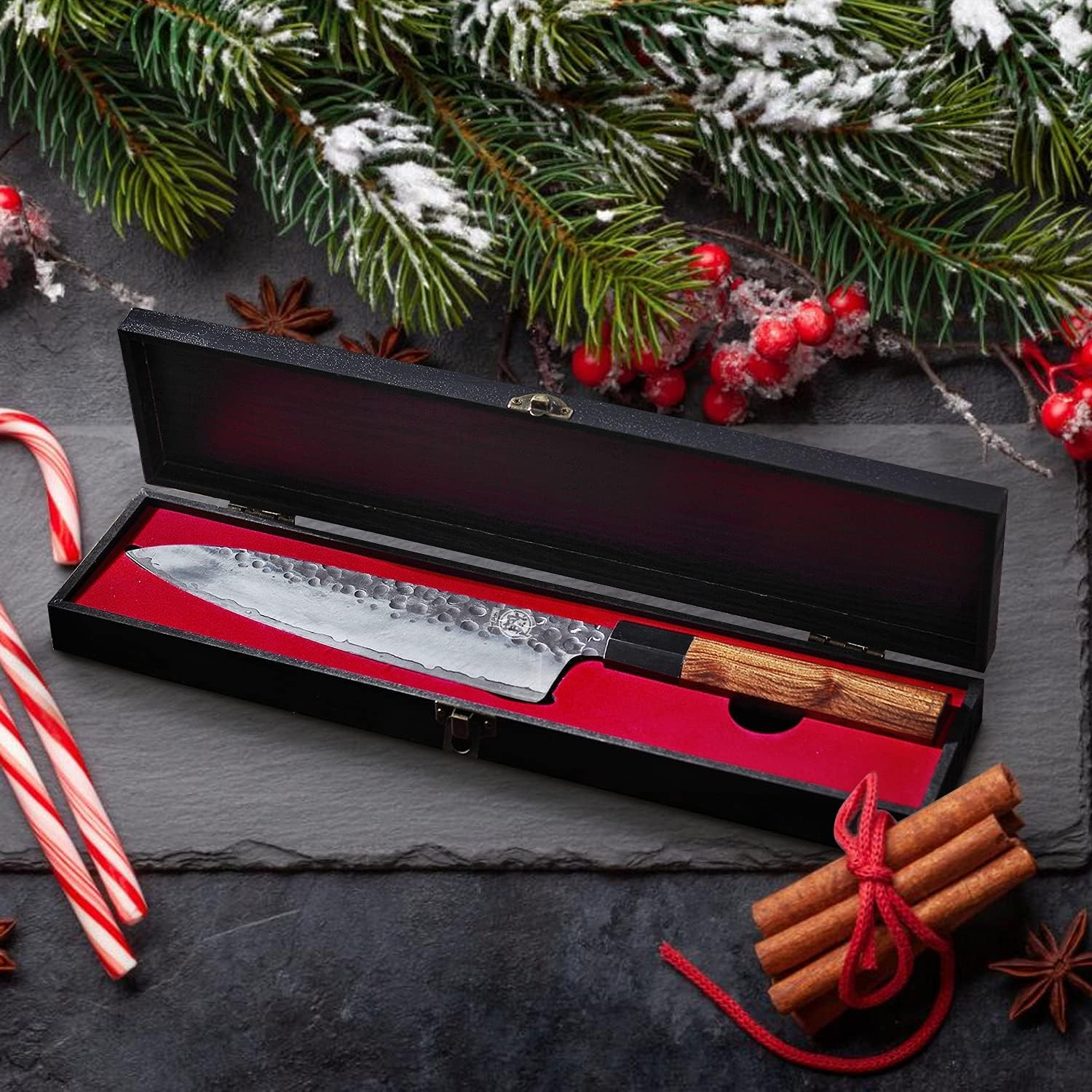 Couteau Gyuto Japonais MITSUMOTO SAKARI 22 cm – Forgé Main, Acier Haute Carbone, Bois de Rose