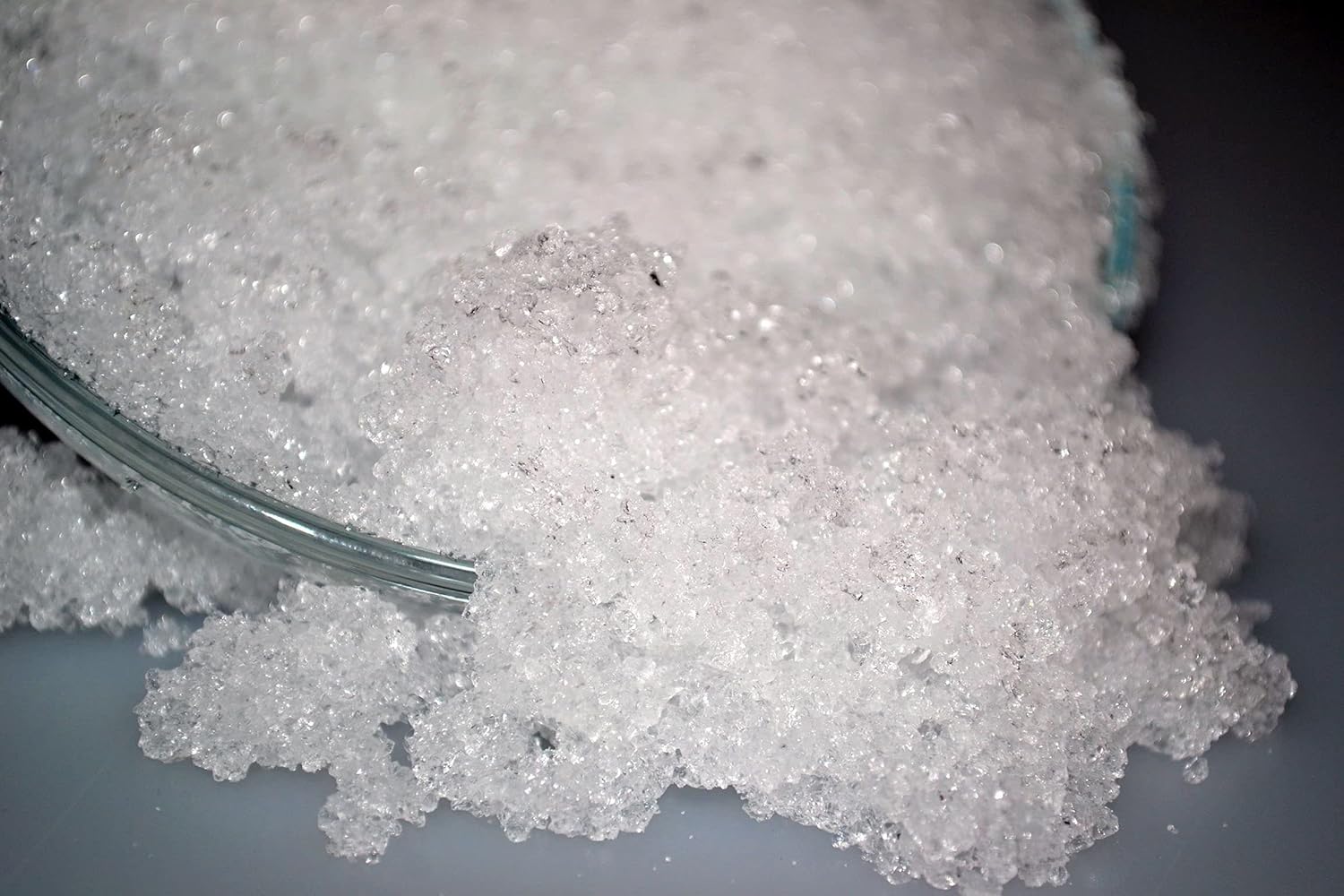 Superabsorber, vochtbescherming, voor het opzuigen van urine en uitwerpselen, verwijdering van vloeibare uitscheidingen en campingtoiletten (1 kg), HVDE 235 van Schauch