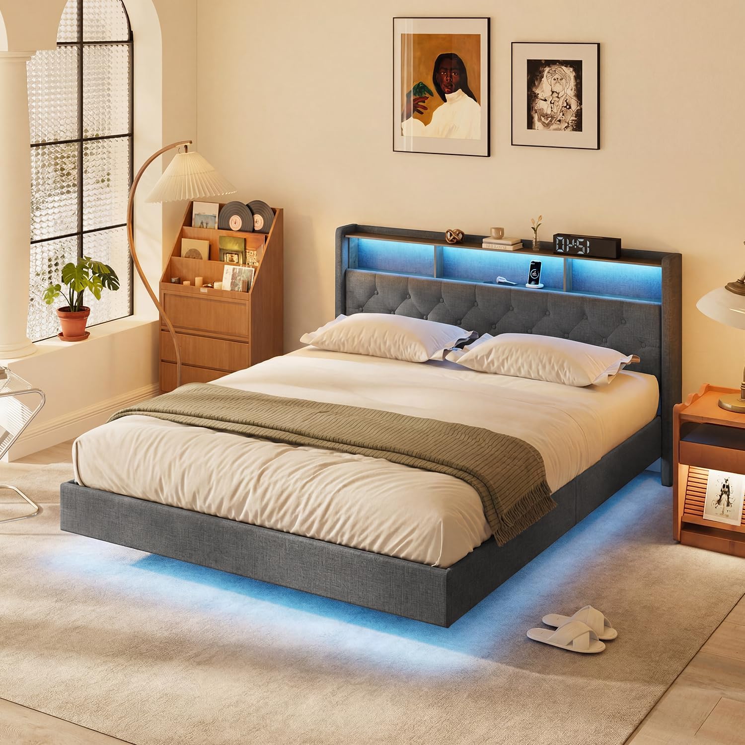 Lit Double 160 x 200 cm avec Éclairage LED & Prise Intégrée – Tête de Lit Capitonnée avec Rangement – Effet Flottant – Beige